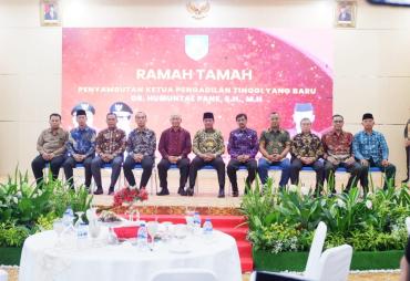 Sambut Ketua Pengadilan Tinggi Provinsi Bengkulu Baru,…