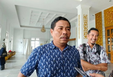 Anggota Dewan Provinsi Usin Minta Dinas Pariwisata lakukan Penataan Kawasan Pantai Panjang