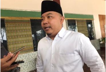Anggota DPRD Provinsi Dempo Xler Soroti Urgensi Pembukaan Tes PNS