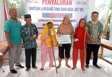 Penyerahan BLT DD