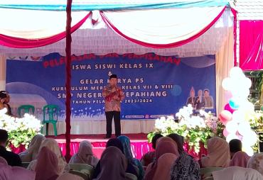 Pelepasan Dan Perpisahan Siswa-Siswi Kelas IX SMPN 02 Kepahiang