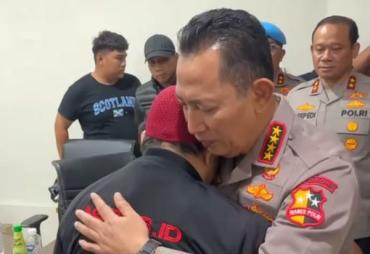 Kapolri Minta Maaf Usai Rantis Brimob Lindas Pengemudi Ojol Saat Demo di Jakarta