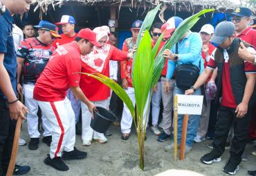 Pohon Kelapa GEMPALA Tumbuh Subur, Walikota Dedy: Target…