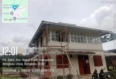 Proyek Pemugaran Rumah Sejarah AK Gani di Napal Putih 