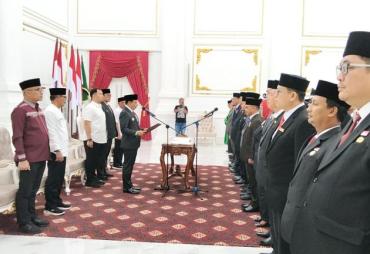 Mutasi Besar di Pemkot Bengkulu, 15 Pejabat Dilantik, Posisi Sekwan Resmi Berganti